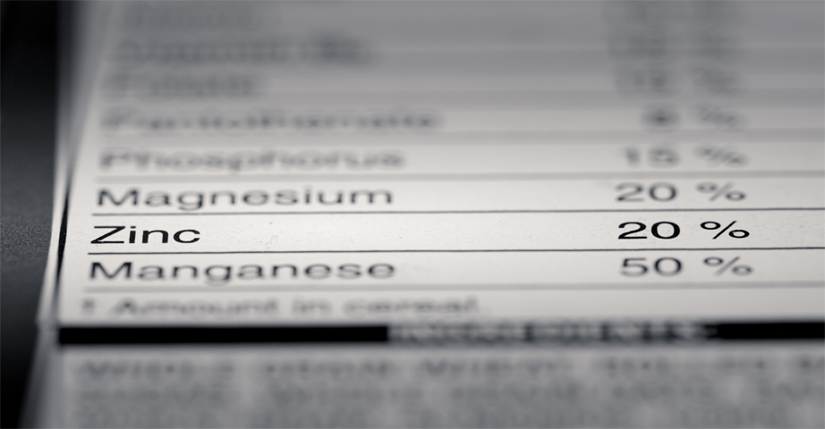 Does zinc deficiency affect loss of taste and smell? What is the effect of zinc on the immune system?