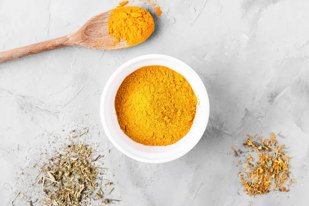 Anti-inflammatory properties of curcumin – how to take care of your body in winter?