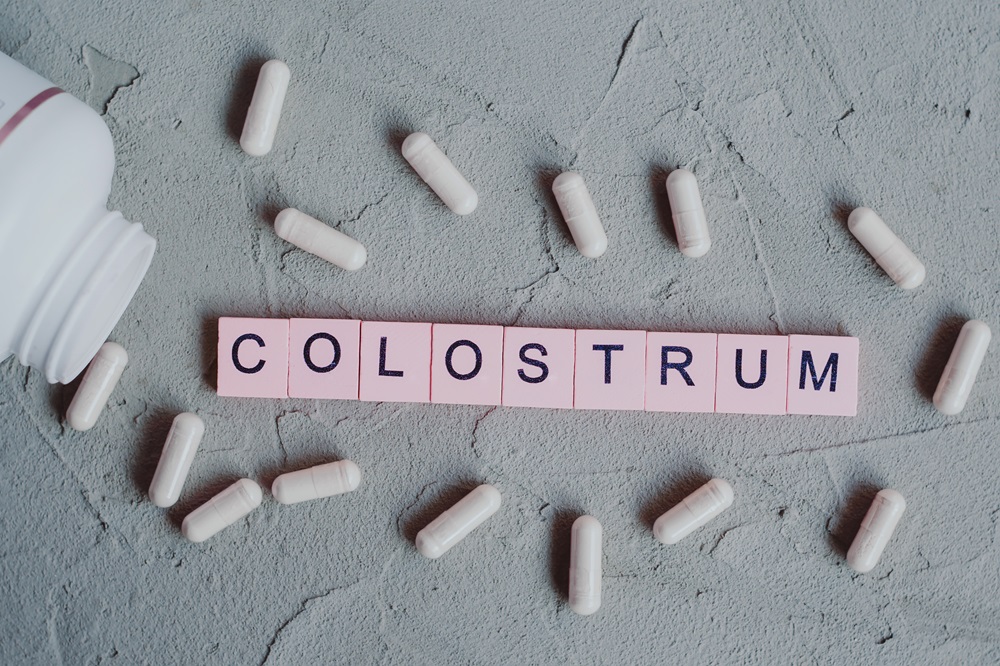 Colostrum – czym jest i jakie ma właściwości? Kompleksowy przewodnik